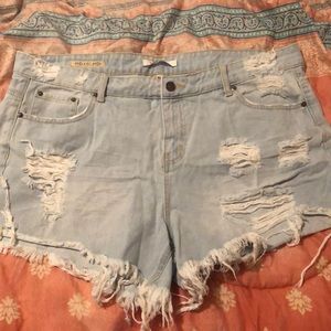 Hot Kiss Mid Rise Mini Shorts